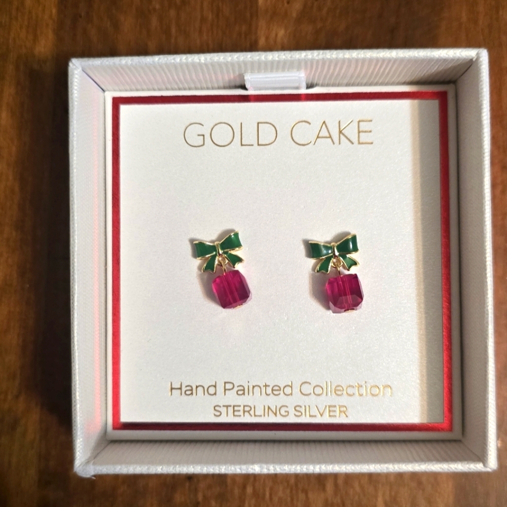 Gold Cake Present Earrings